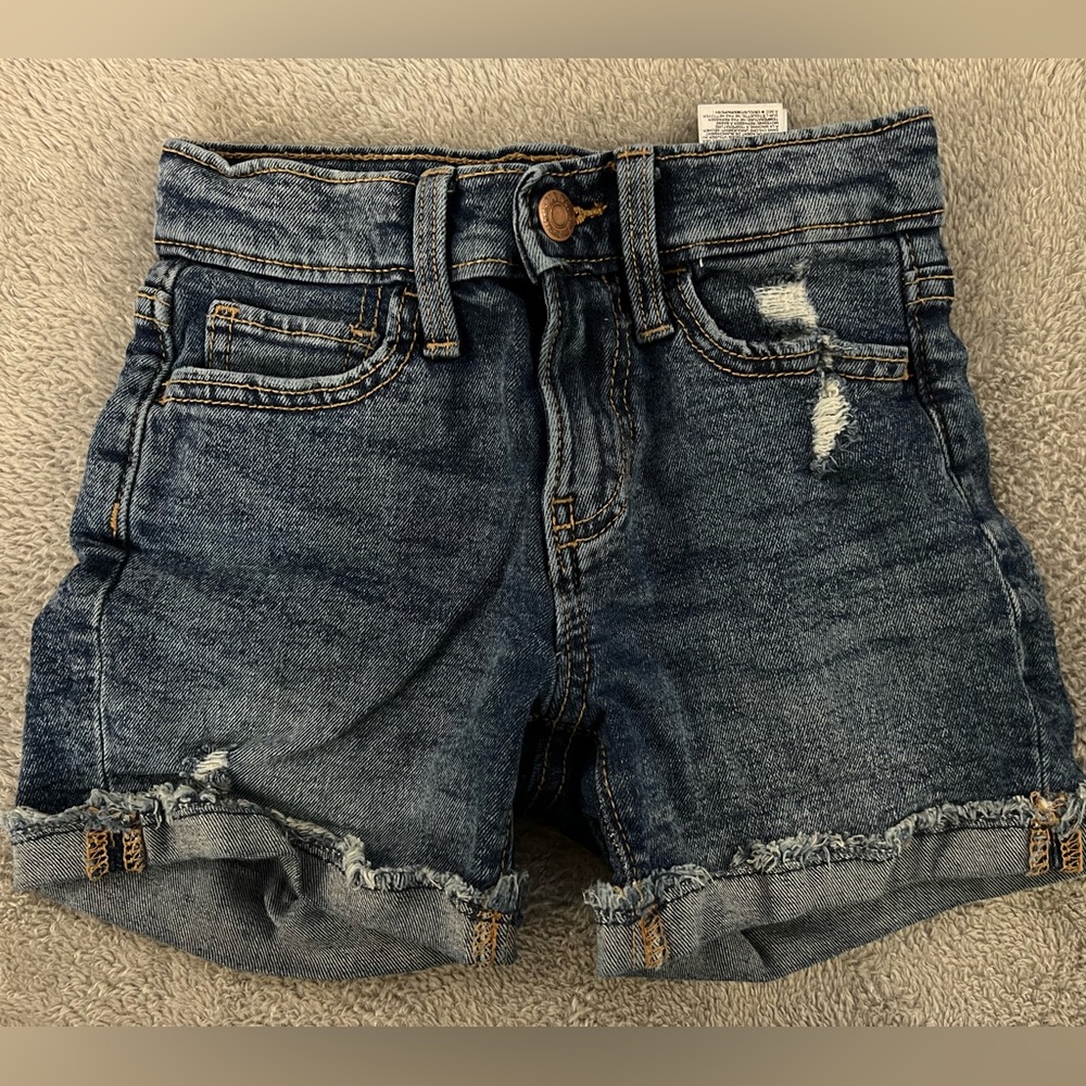 Girls Size 7 denim shorts, old navy, back to school